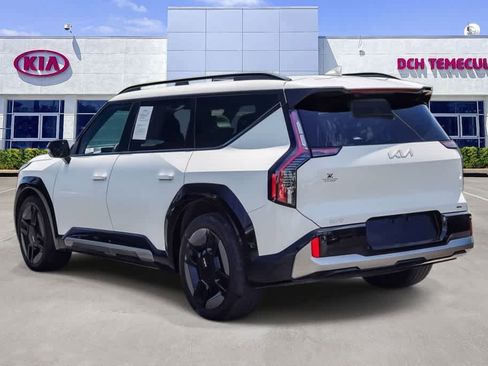 Certified 2024 Kia EV9 GT-Line AWD/4WD image 6