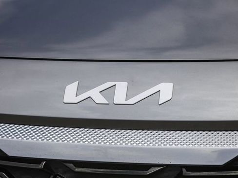 Certified 2024 Kia Seltos S FWD image 6