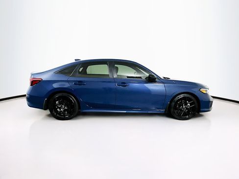 Used 2025 Honda Civic Sport image 10