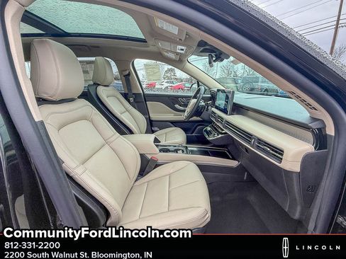 New 2026 Lincoln Corsair Premiere image 22