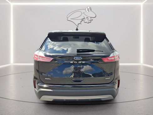 Used 2024 Ford Edge SEL AWD/4WD image 4