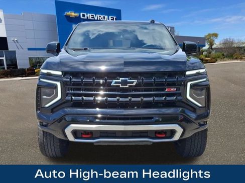 Used 2025 Chevrolet Suburban Z71 AWD/4WD image 23