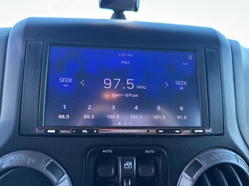 Used 2014 Jeep Wrangler Unlimited Sport w/ Quick Order Package 24S image 19