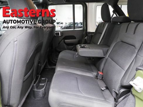 Used 2023 Jeep Wrangler Unlimited w/ Cold Weather Group image 21