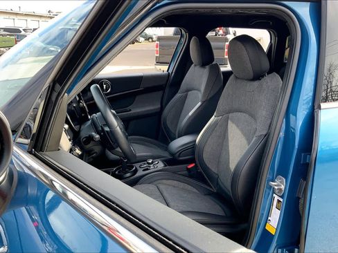 Used 2022 MINI Cooper Countryman S w/ Premium Package image 7