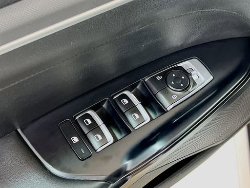 Used 2023 Kia K5 LXS image 17