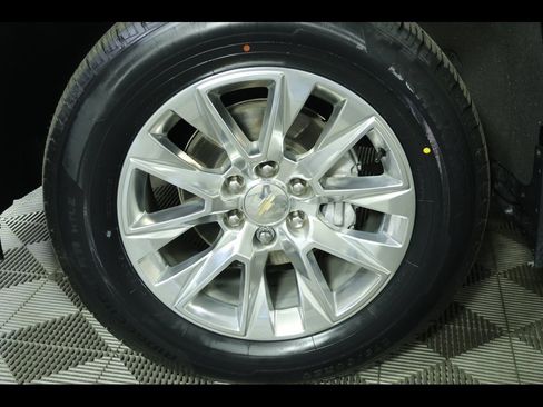 Used 2020 Chevrolet Silverado 1500 LTZ w/ LTZ Premium Package image 6