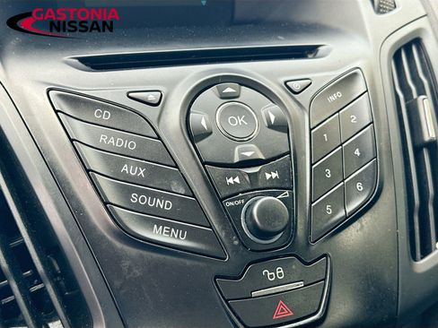 Used 2012 Ford Focus S FWD image 17