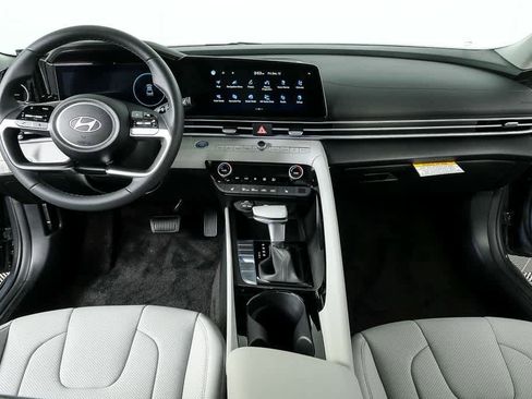 New 2026 Hyundai Elantra Limited image 59