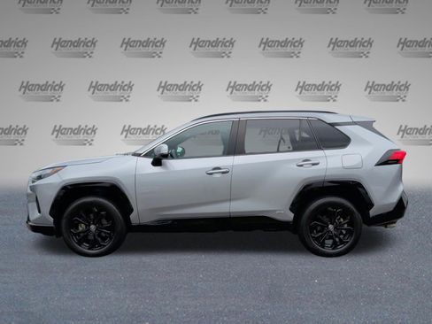 Used 2022 Toyota RAV4 SE AWD/4WD image 10