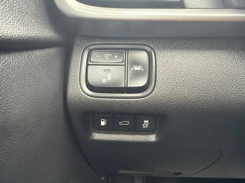 Used 2020 Kia Optima S FWD image 21