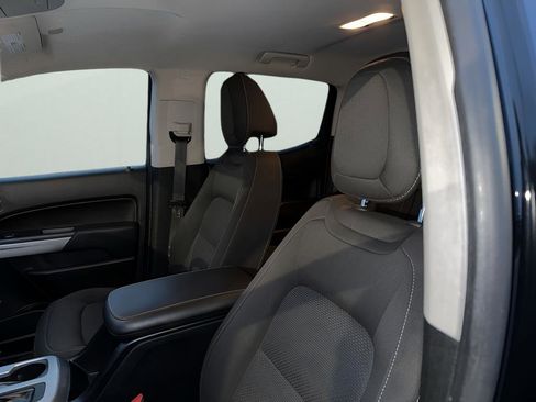 Used 2019 Chevrolet Colorado LT image 25