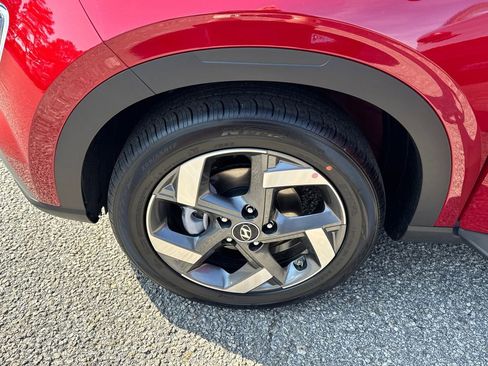 New 2025 Hyundai Venue Limited image 22