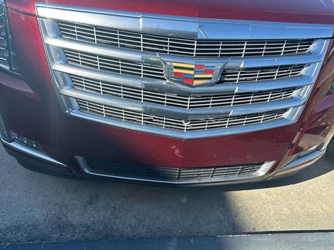 Used 2017 Cadillac Escalade ESV Luxury AWD/4WD image 1