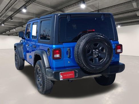 Used 2022 Jeep Wrangler Unlimited Sport image 14