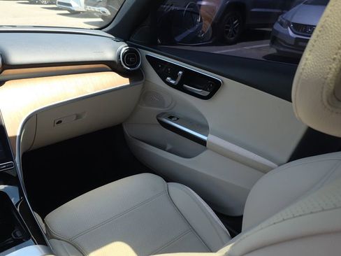 Used 2022 Mercedes-Benz C 300 Sedan image 27