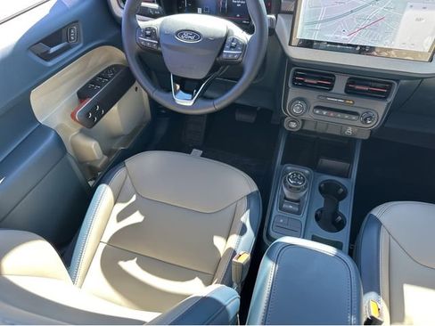 New 2026 Ford Maverick Lariat image 12