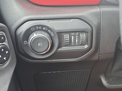 Used 2019 Jeep Wrangler Unlimited Rubicon AWD/4WD image 26