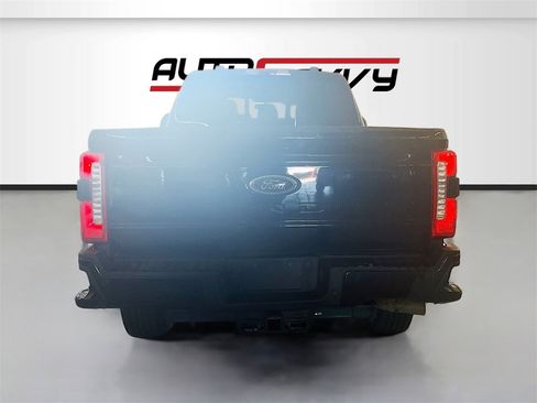 Used 2023 Ford F250 Lariat w/ Lariat Ultimate Package image 6