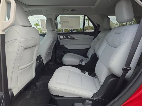 New 2026 Ford Explorer Platinum w/ LUX Leather Package image 12