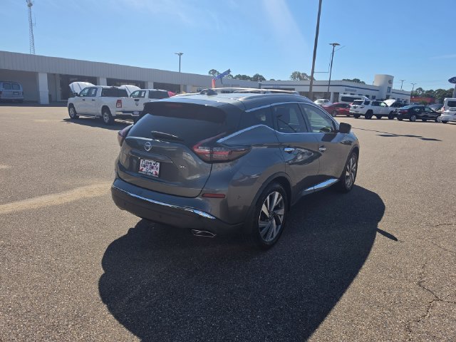 Used 2019 Nissan Murano SL w/ Cargo Package FWD image 3