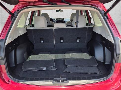 Used 2021 Subaru Forester Premium AWD/4WD image 9