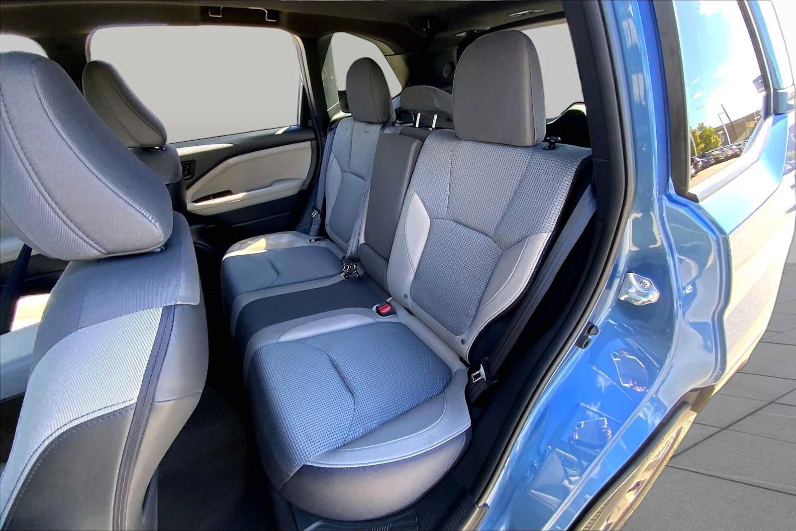 Certified 2025 Subaru Forester Premium AWD/4WD image 21