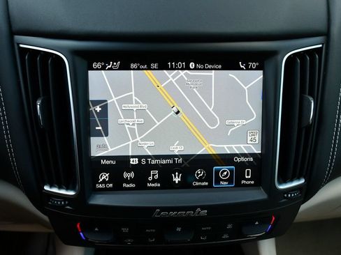 Used 2019 Maserati Levante S GranSport AWD/4WD image 55