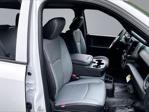 New 2026 RAM 3500 Tradesman AWD/4WD image 9
