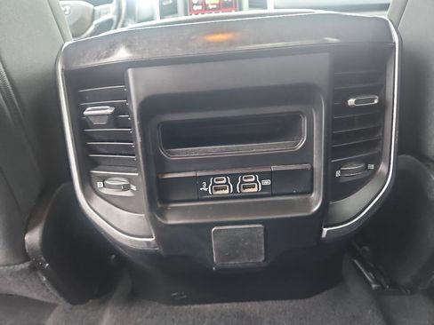 Used 2019 RAM 1500 Big Horn AWD/4WD image 21