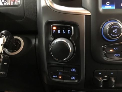 Used 2022 RAM 1500 Warlock AWD/4WD image 23