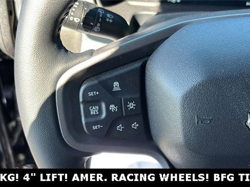 New 2025 Ford Bronco Badlands image 15