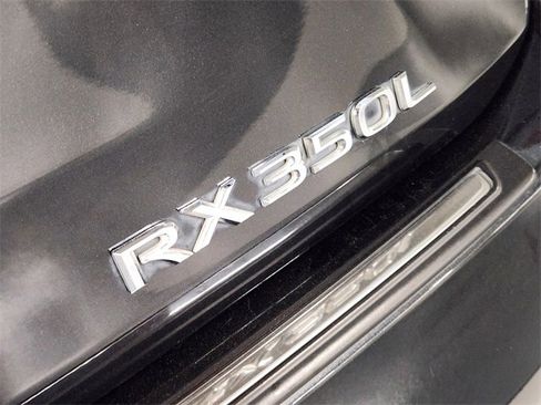 Used 2022 Lexus RX 350L Luxury image 13