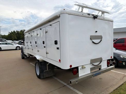 Used 2019 Ford F450 XL w/ Power Equipment Group RWD image 6