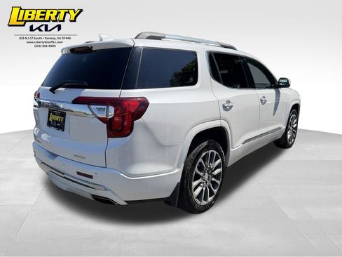 Used 2022 GMC Acadia Denali w/ Denali Ultimate Package AWD/4WD image 7