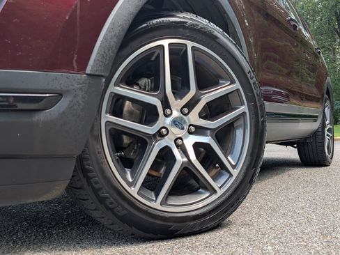 Used 2018 Ford Explorer Sport w/ Equipment Group 401A AWD/4WD image 39