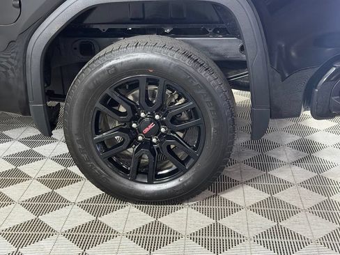Used 2024 GMC Sierra 1500 Pro w/ Graphite Edition AWD/4WD image 12