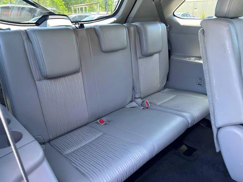 Used 2017 Toyota Highlander Plus w/ Carpet Mat Package image 14