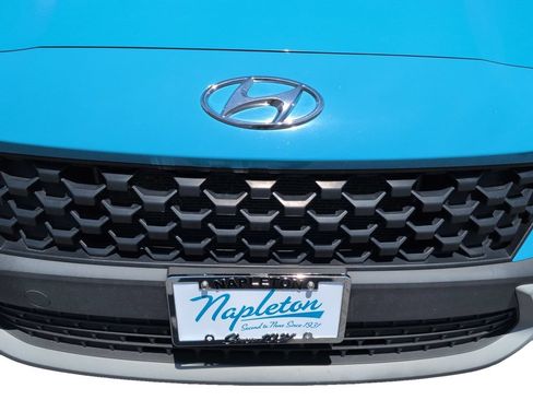 Used 2023 Hyundai Kona SEL AWD/4WD image 32