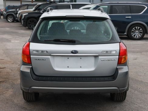 Used 2007 Subaru Outback 2.5i AWD/4WD image 9