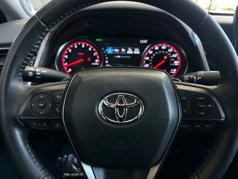 Used 2023 Toyota Camry XSE FWD image 16