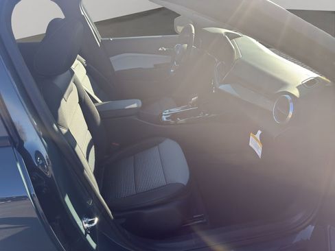 New 2026 Chevrolet Trax LT w/ LT Convenience Package image 25