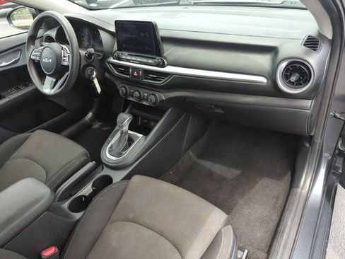 Used 2024 Kia Forte LXS FWD image 21