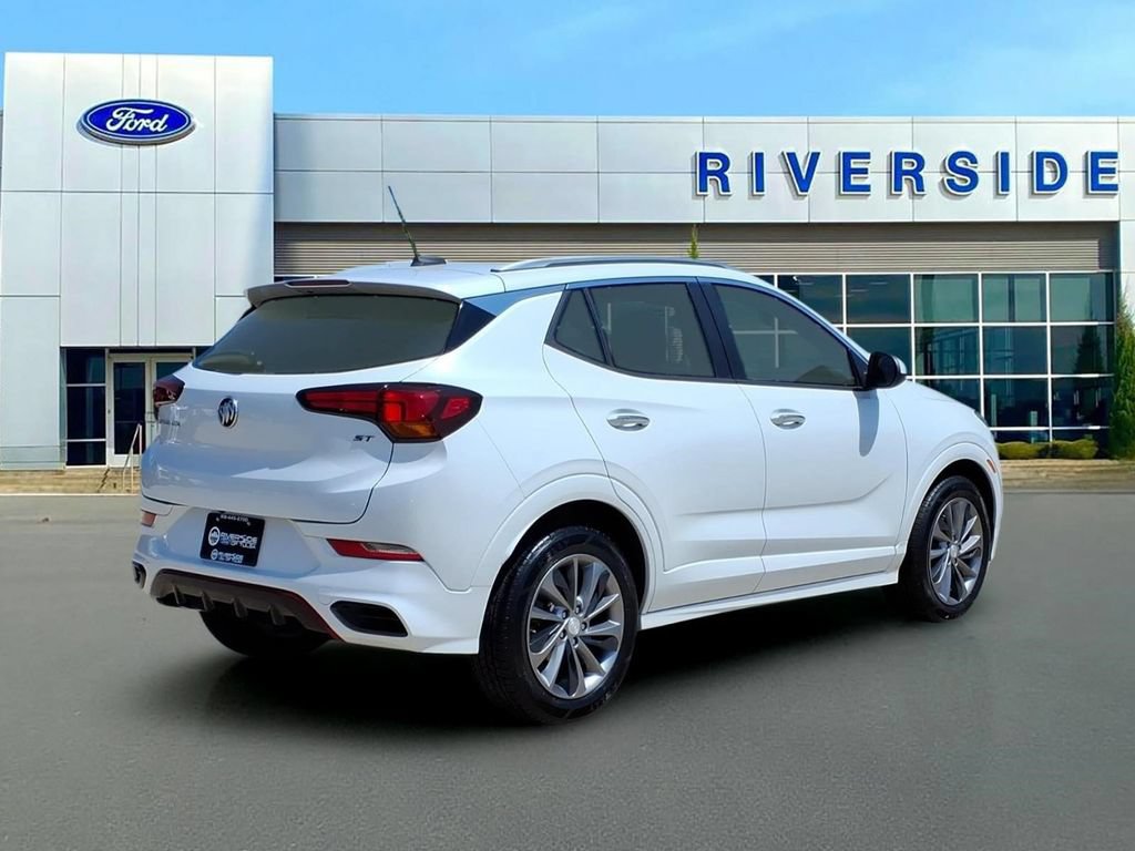 Used 2020 Buick Encore GX Select w/ Sport Touring Package FWD image 7