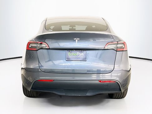 Used 2023 Tesla Model Y Long Range image 7