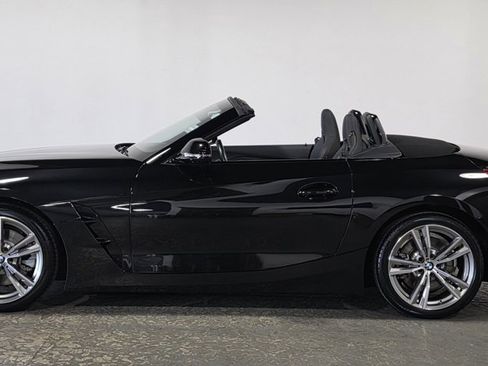 Used 2025 BMW Z4 sDrive30i image 7