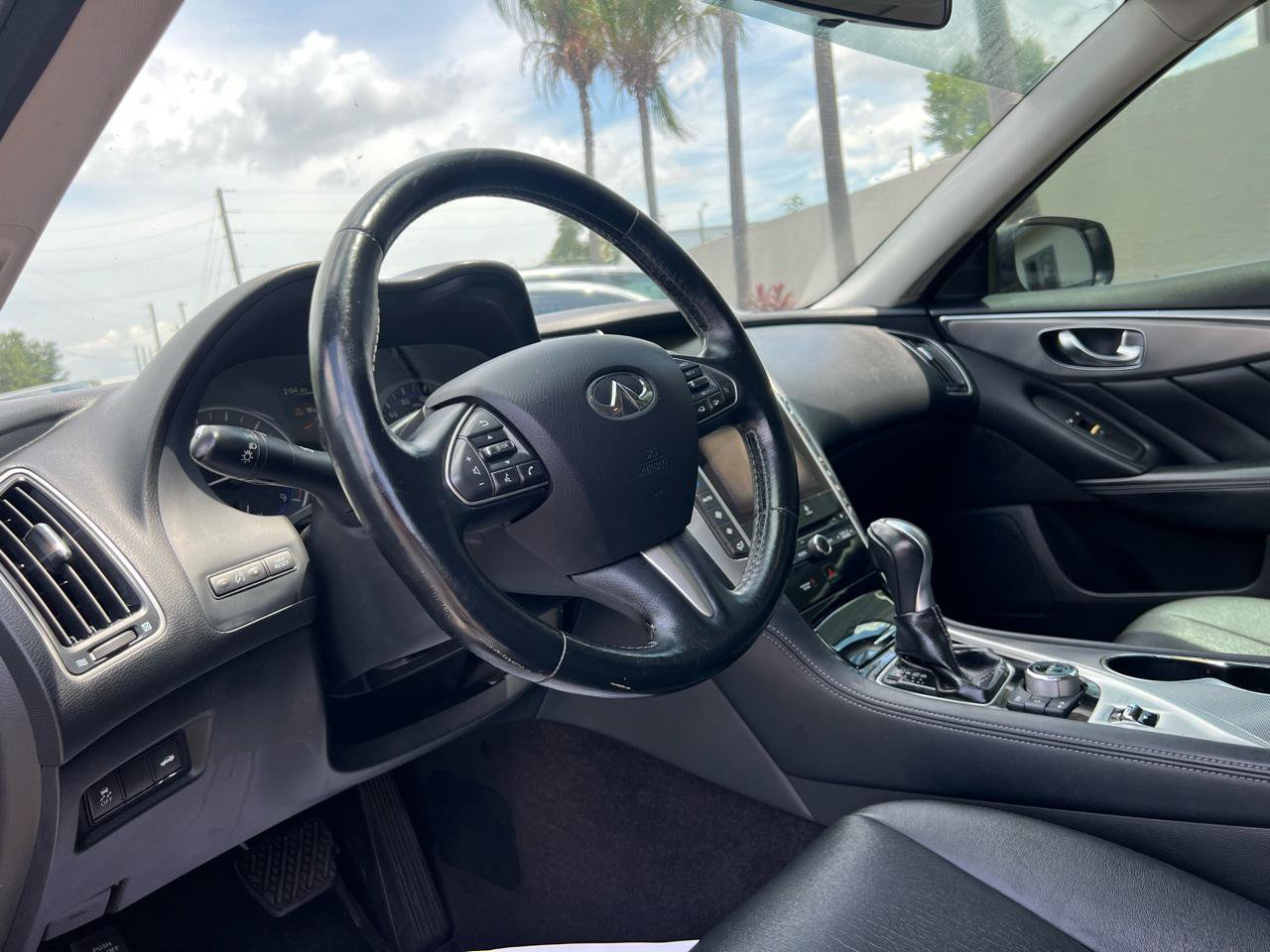 Used 2014 INFINITI Q50 AWD w/ Moonroof Package image 7