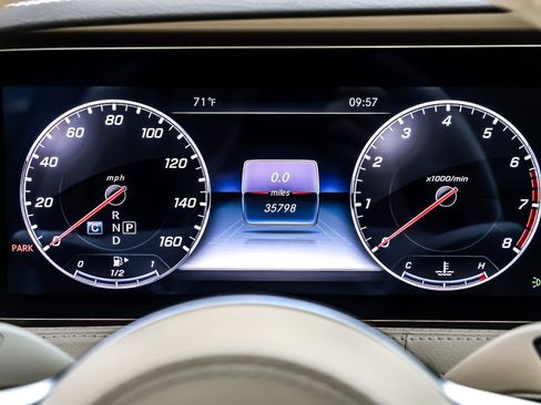 Used 2020 Mercedes-Benz S 560 Sedan image 20