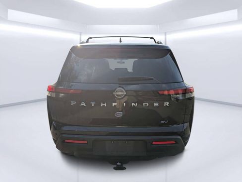 Used 2023 Nissan Pathfinder SV FWD image 4