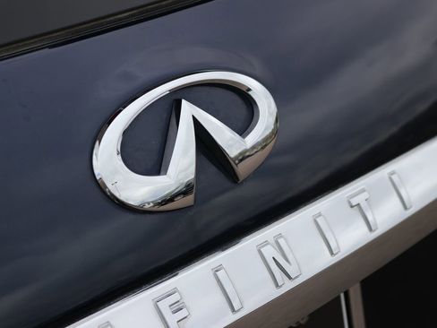 Used 2017 INFINITI QX60 Luxe w/ Deluxe Technology Package AWD/4WD image 33